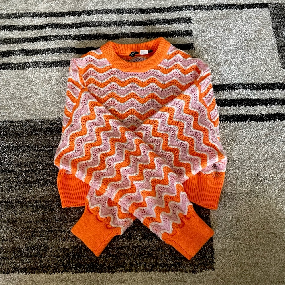 H&M Cropped Knit Sweater